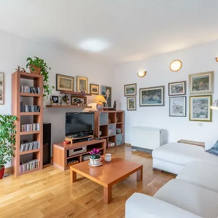 Zenko Apartment